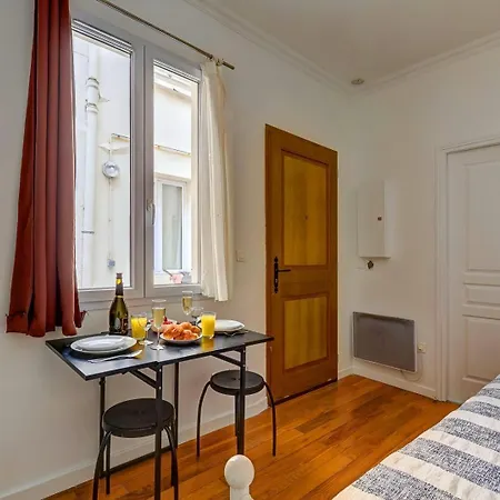 Apartment Bluestay 205 - A